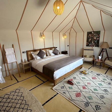 Desert Luxury Camp เมอร์ซูกา ภายนอก รูปภาพ