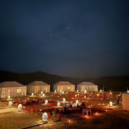 Desert Luxury Camp เมอร์ซูกา ภายนอก รูปภาพ