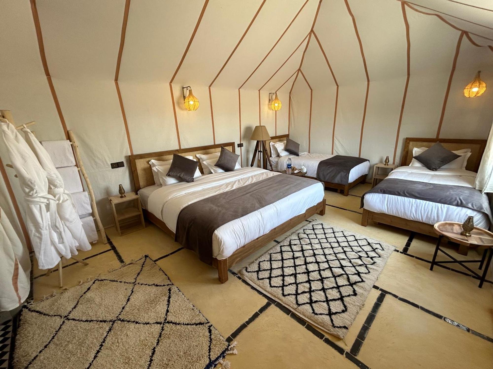Desert Luxury Camp เมอร์ซูกา ภายนอก รูปภาพ