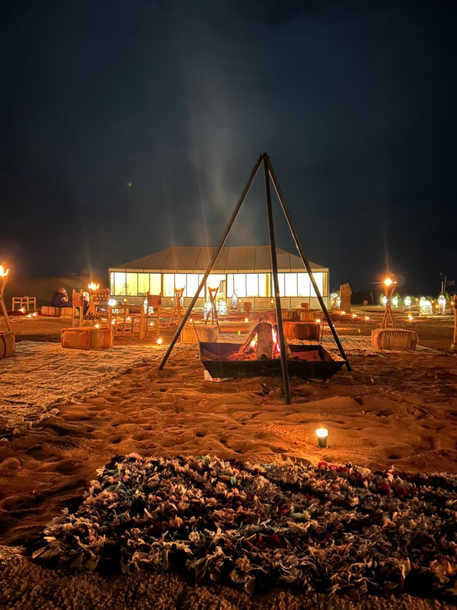 Desert Luxury Camp เมอร์ซูกา ภายนอก รูปภาพ